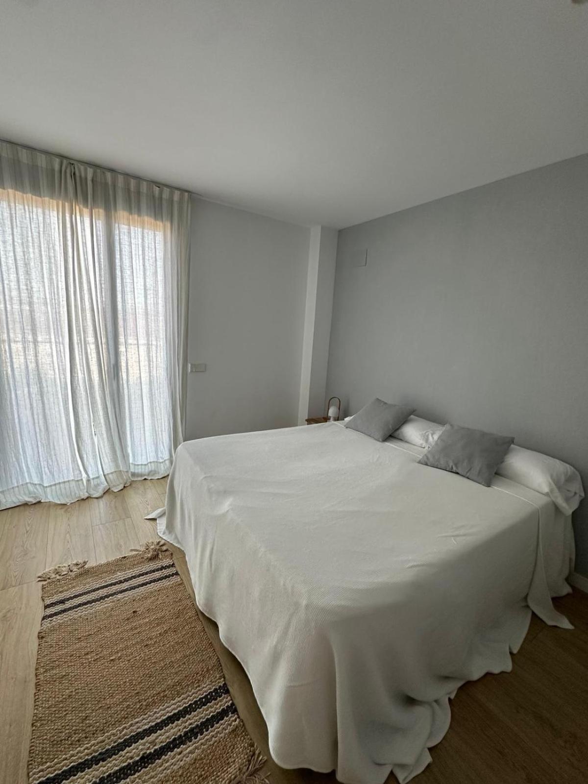 Calma S'Alguer Luxury Beach Apartment Palamós Eksteriør billede
